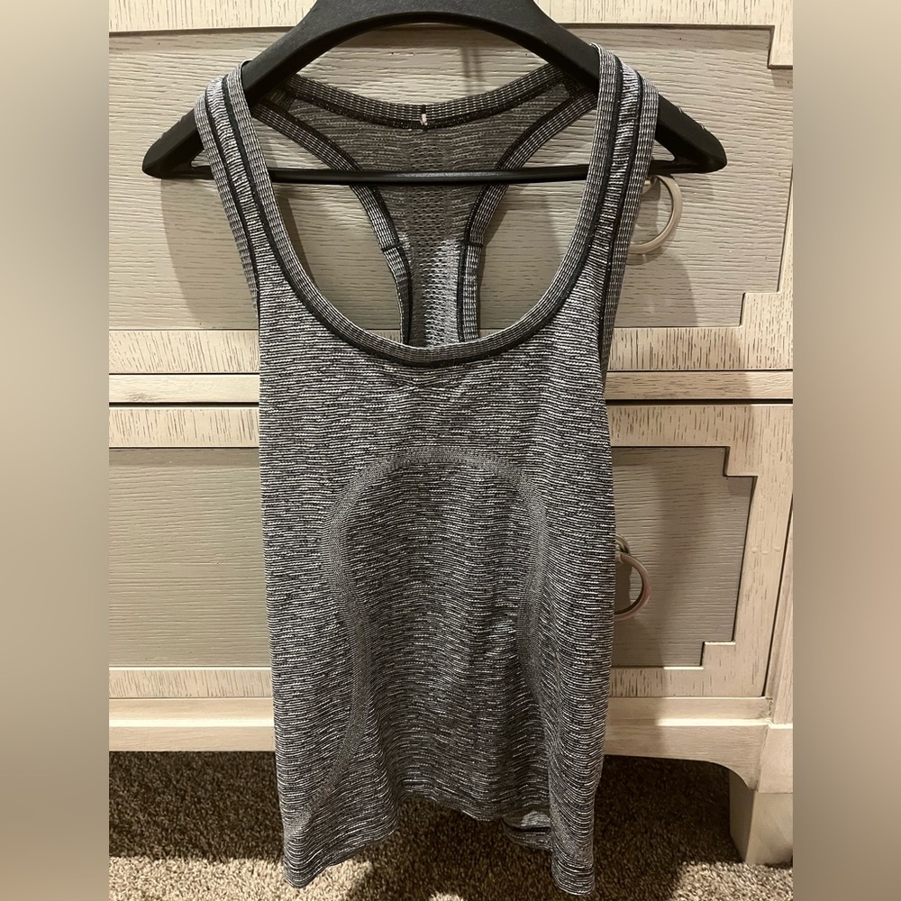 Lululemon swiftly tech tank
